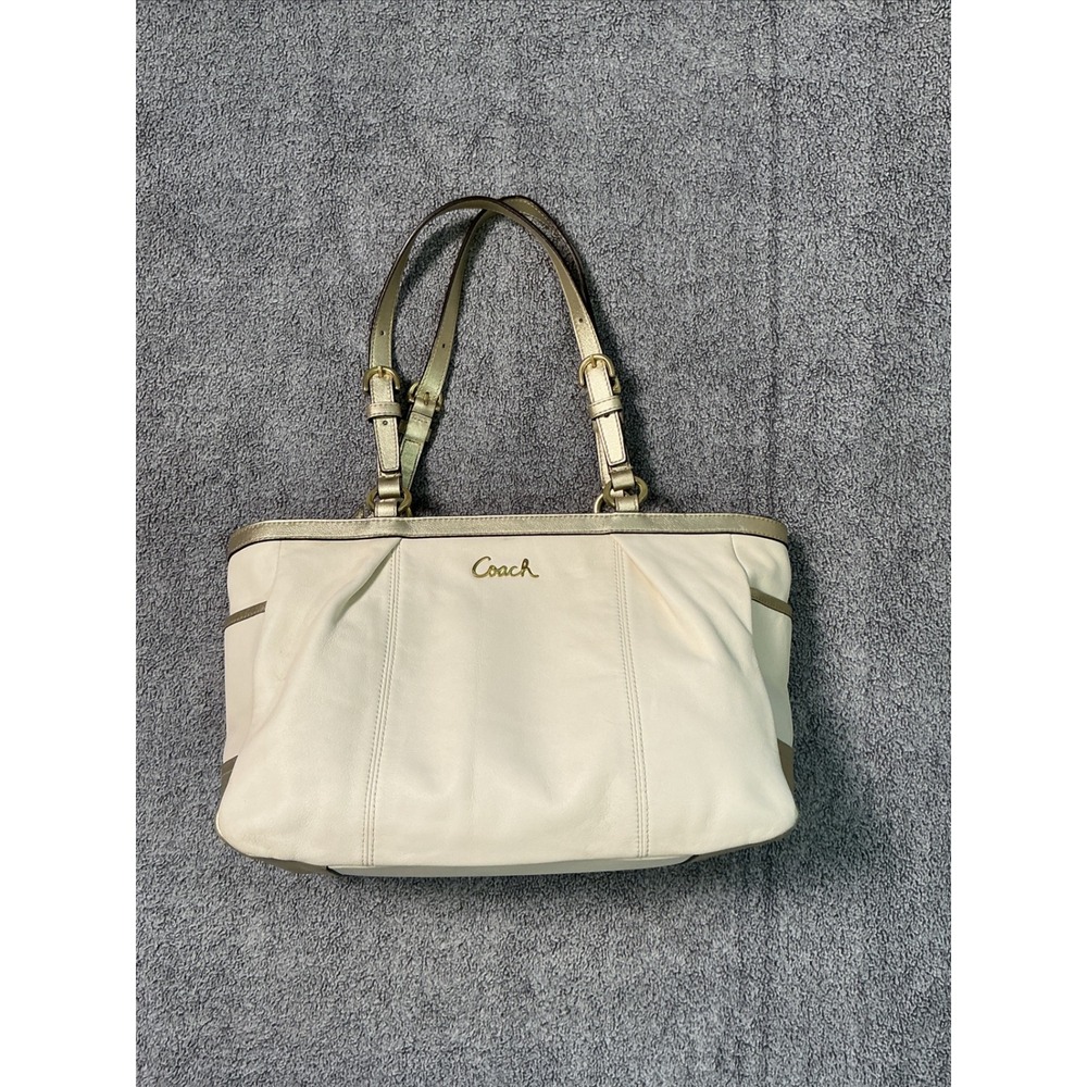 Vintage Coach Cream Leather Gold Trim Shoulder Tote Bag Metallic Accents Logo